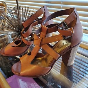 Ralph Lauren Octavia Stacked Heel size 7.5
